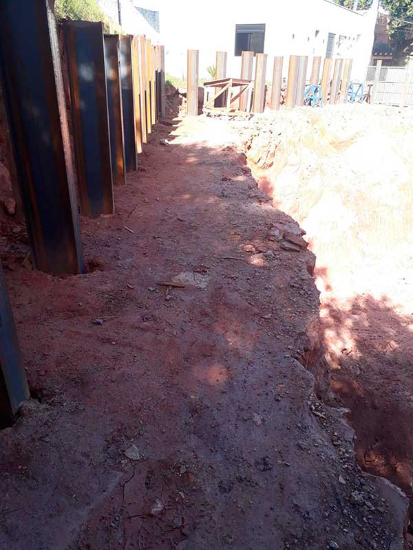 Cravação de Perfis